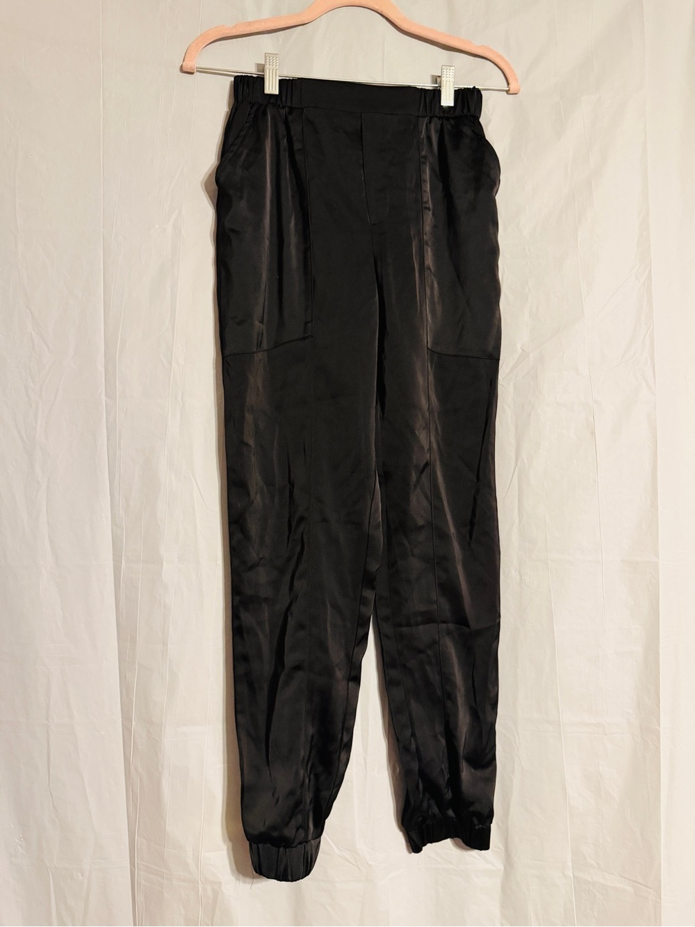 NWT Forever 21 Black Satin Jogger Pants XS High Rise Ankle Cargo Style